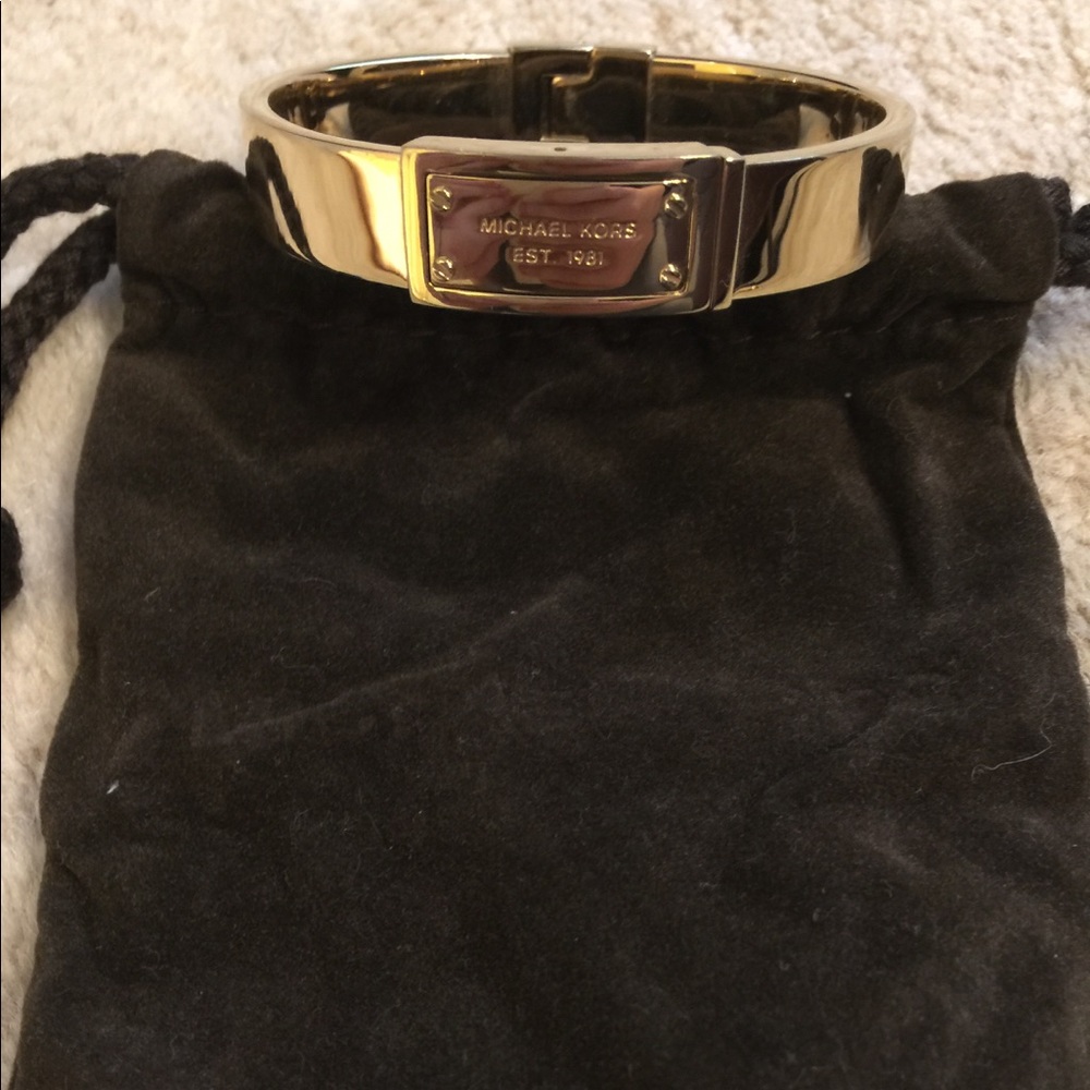 Michael Kors Gold bangle